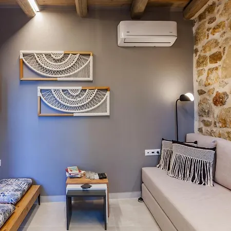 Evangelia Casa, Comfy Stay, Centrally, With Views! Appartement