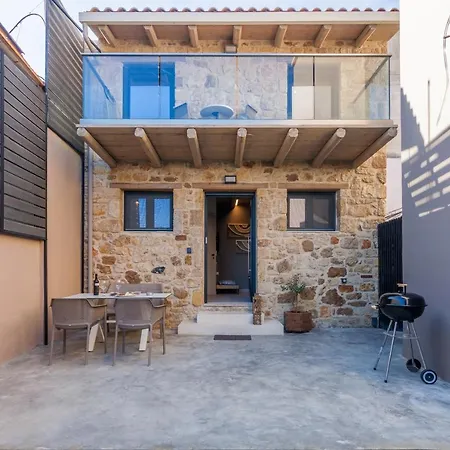 Evangelia Casa, Comfy Stay, Centrally, With Views! *